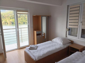 S&R Hostel